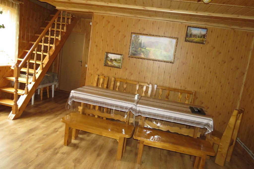 Bilyy Kamin Guest House Tatariv Buitenkant foto