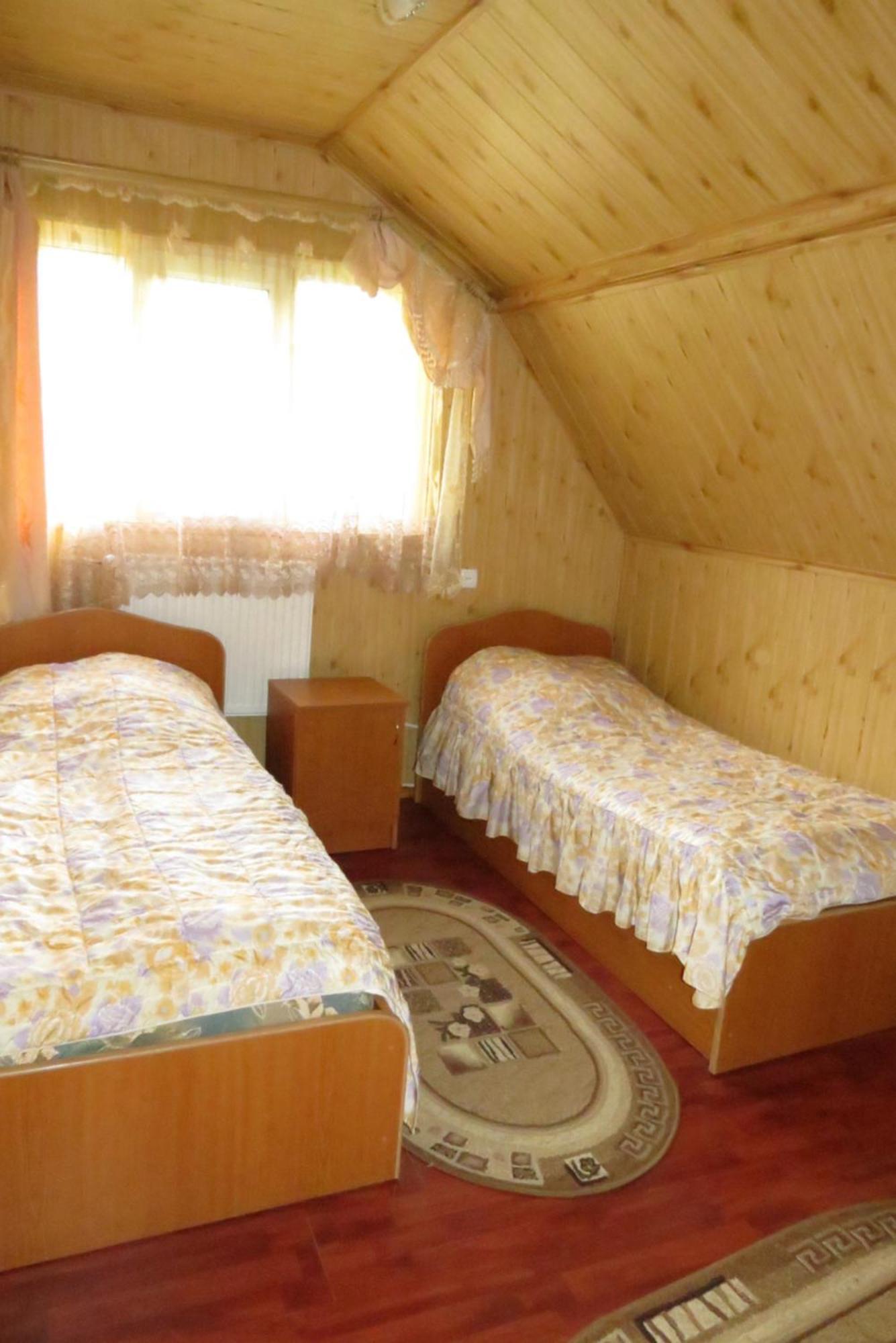 Bilyy Kamin Guest House Tatariv Kamer foto