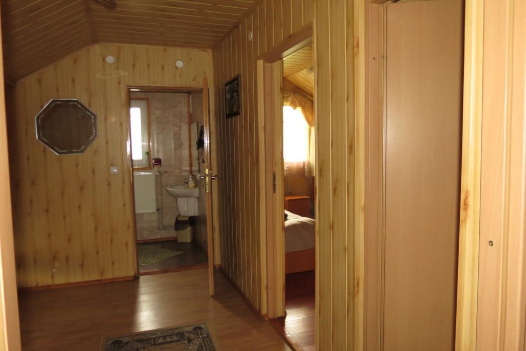 Bilyy Kamin Guest House Tatariv Buitenkant foto