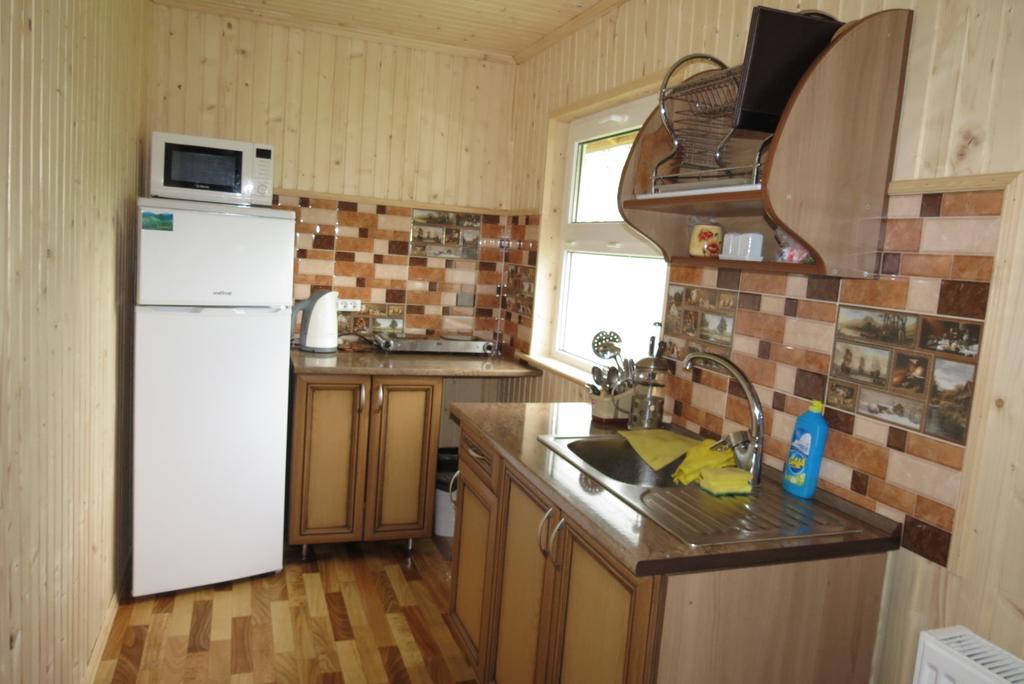 Bilyy Kamin Guest House Tatariv Kamer foto