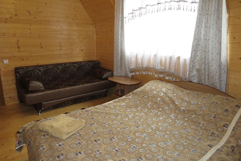 Bilyy Kamin Guest House Tatariv Buitenkant foto