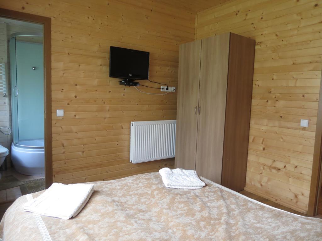 Bilyy Kamin Guest House Tatariv Buitenkant foto