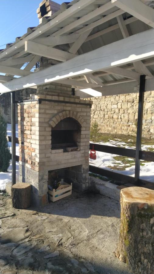 Bilyy Kamin Guest House Tatariv Buitenkant foto